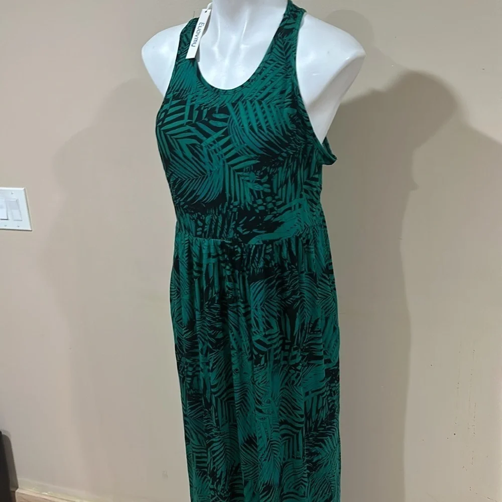 Green Halter Neck Sleeveless Sundress